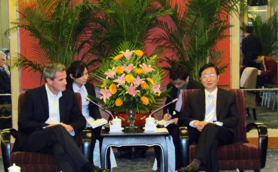 愛適易一行拜會南京市副市長李琦等領導