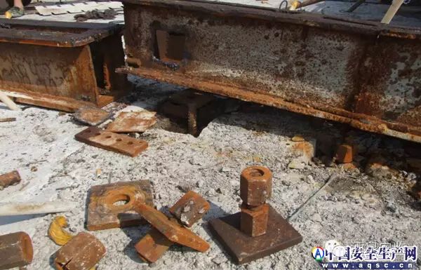 掛籃懸臂澆筑施工現場常見的安全隱患_9