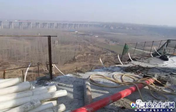 掛籃懸臂澆筑施工現場常見的安全隱患_15