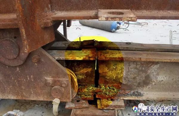 掛籃懸臂澆筑施工現場常見的安全隱患_10