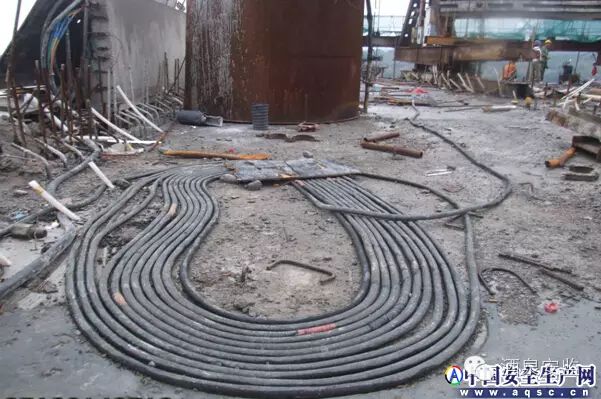 掛籃懸臂澆筑施工現場常見的安全隱患_21