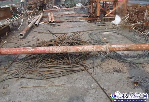 掛籃懸臂澆筑施工現場常見的安全隱患_20