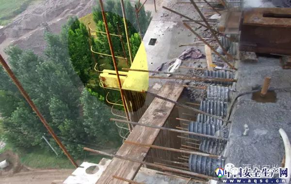 掛籃懸臂澆筑施工現場常見的安全隱患_26