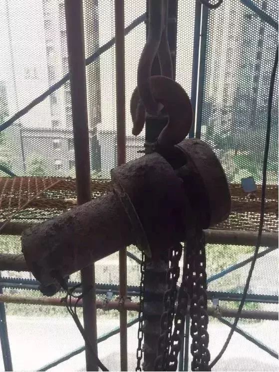 爬架施工，這9個(gè)安全隱患監(jiān)理要重點(diǎn)關(guān)注！_19