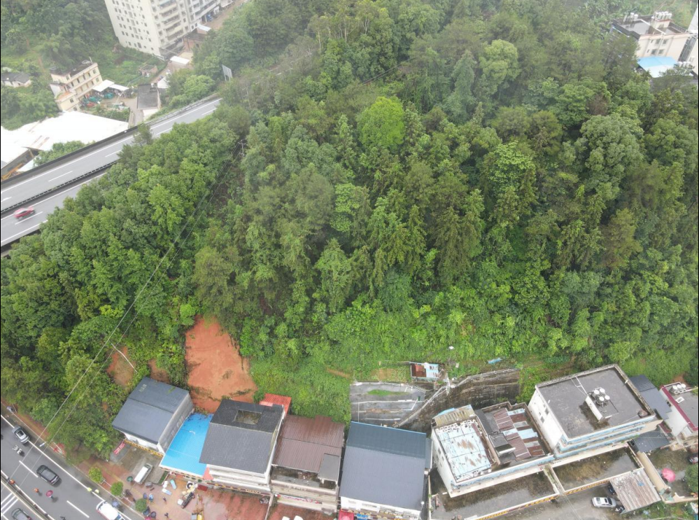 老隆鎮(zhèn)聯(lián)亨村“6?17”山體滑坡事故調(diào)查報告