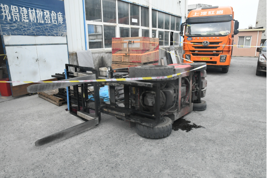 余杭瓶窯杭州余杭區瓶窯鎮領軍者邦得建材商行“6·11”一般車輛傷害事故調查報告