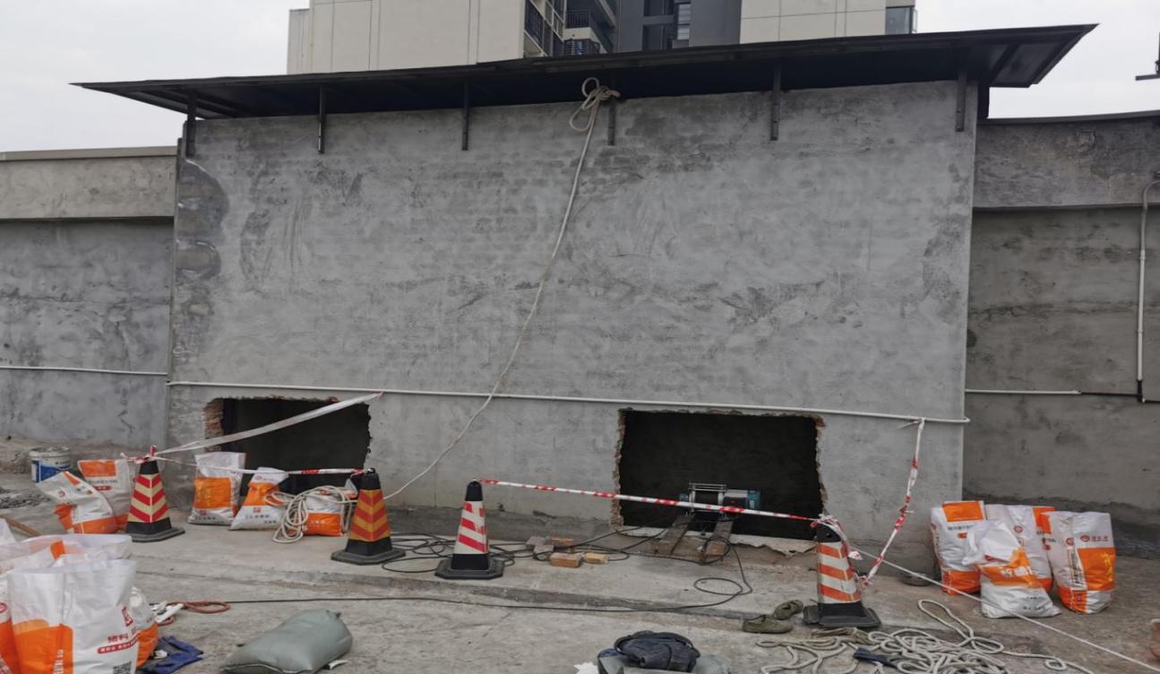 柳州市城中區深航鵬逸酒店“12·19”物體打擊事故調查報告